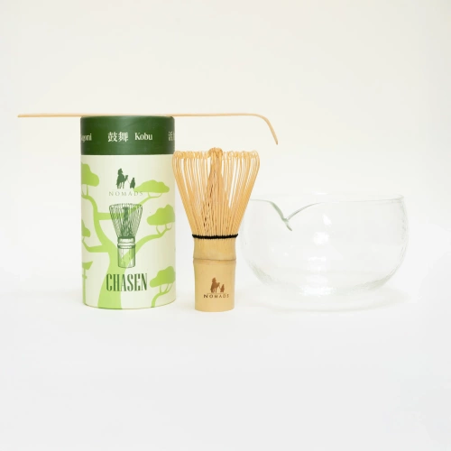 Chasen, czarka szklana i łyżeczka do matchy