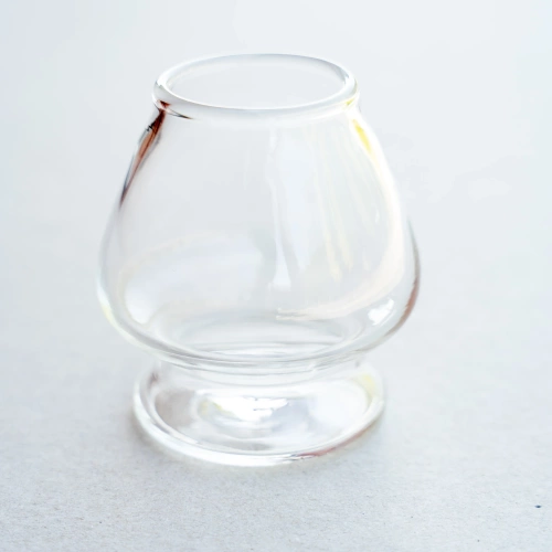 Naoshi podstawka pod chasen - szklana (gładka)